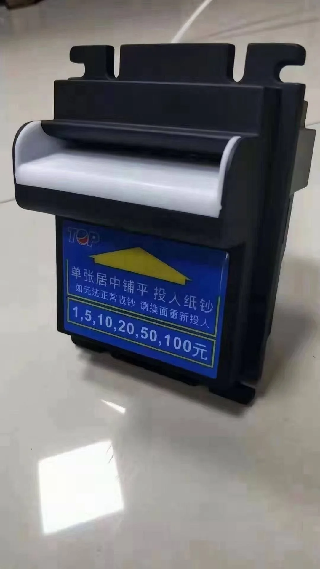 #q banknotes bill validator ac - огляд і ціна Vending Q