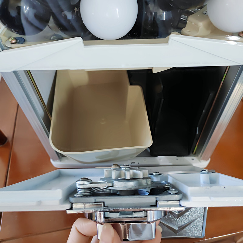 Coin-operated egg twister acti - огляд і ціна Fruit Slot Machine
